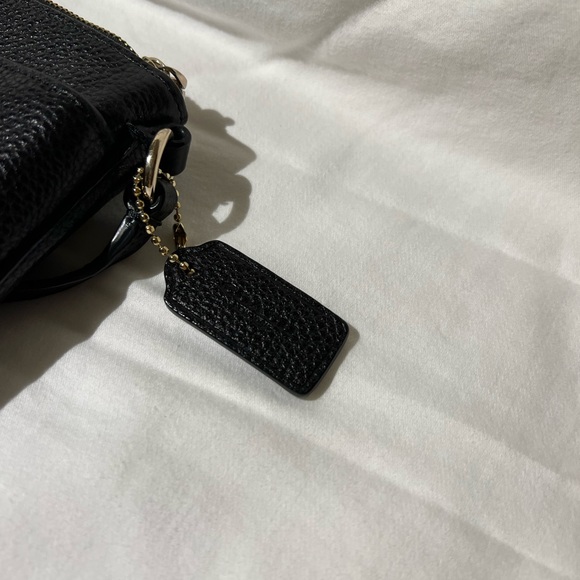 Coach NY - Picture 6 of 9